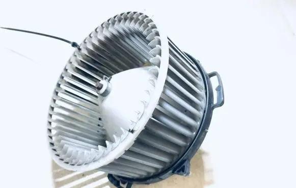 Mazda 3 I Heater fan/blower 8940000270 894000-0270
