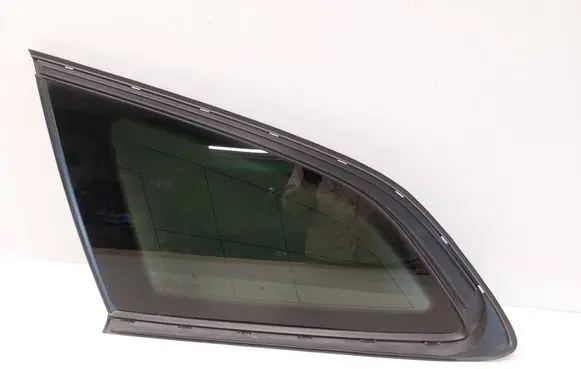 BMW 3 G20 G21 Rear side window 7499517