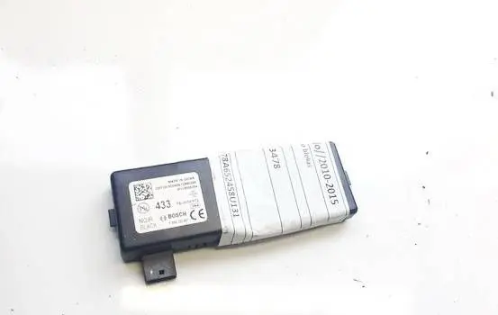 Chevrolet Orlando Antenna control unit 13503204 F00HJ00487