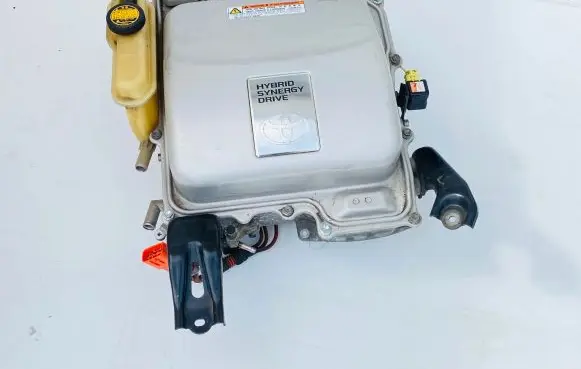 Toyota Prius (XW20) Voltage converter inverter G920047110 PF02WM069