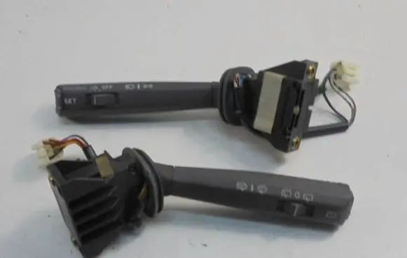Volvo S70 V70 V70 XC Wiper turn signal indicator stalk/switch 9128367