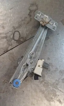 Peugeot Expert Front door window regulator with motor