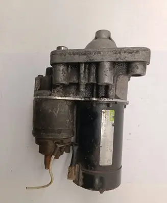 Peugeot 407 Starter motor D6RA110 06B60644 CL.4