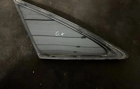 Mercedes-Benz GLE W167 Rear side window A1676706100
