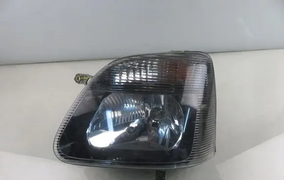 Opel Agila A Headlight/headlamp 13173389