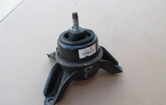 KIA Sportage Engine mount vacuum valve 13E26B01612A
