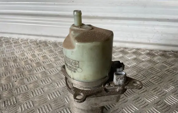 Volvo V50 Electric power steering pump 30748170