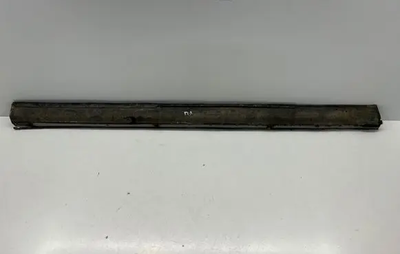 Mercedes-Benz W123 Front door trim (molding)