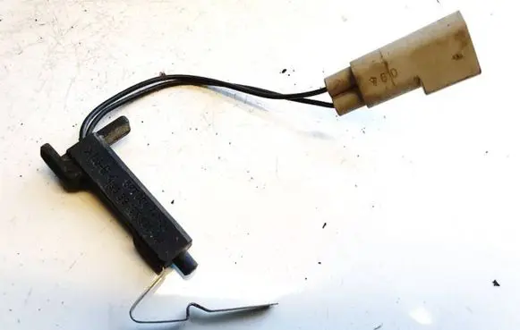 Sensor