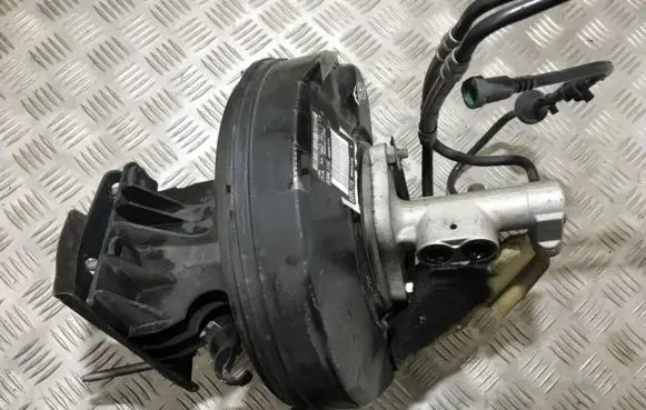 Master brake cylinder