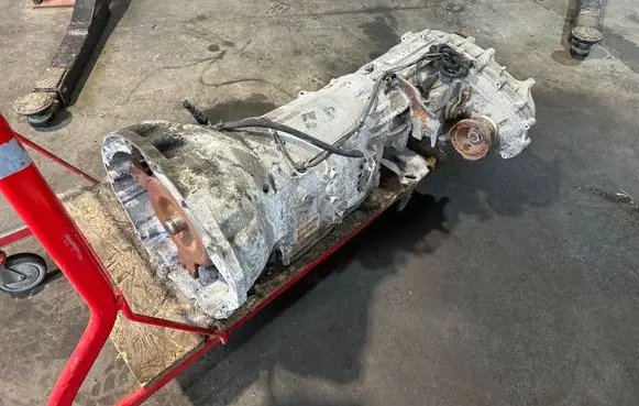 Jeep Wrangler Automatic gearbox P52108711AE TI2TJ102760822