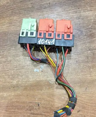 BMW 5 E60 E61 Other relay 1742690 8373700