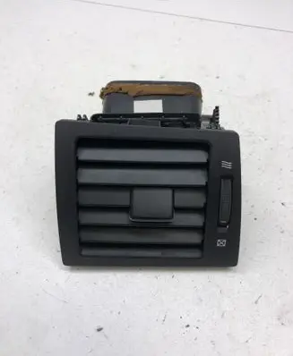 Toyota Avensis T270 Dashboard side air vent grill/cover trim 5565005140