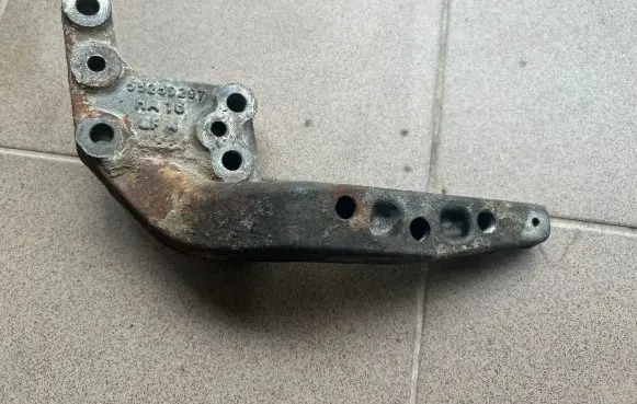 Peugeot Boxer Engine mounting bracket 55259297