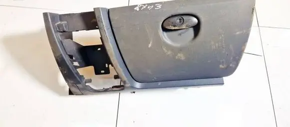 Citroen C4 I Glove box 1400108877