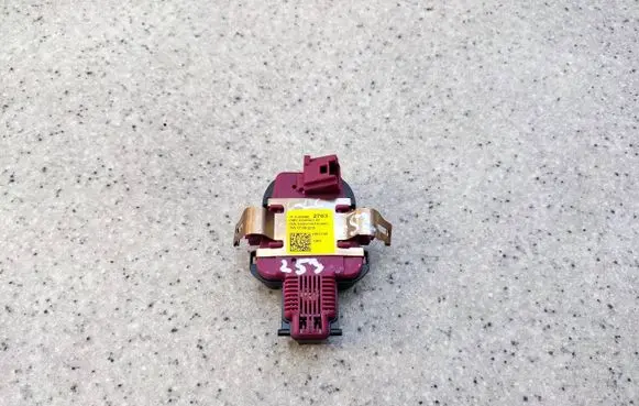 Mercedes-Benz GLC C253 Rain sensor A253900270332 A2539002703