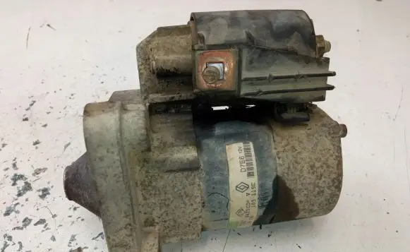 Renault Laguna I Starter motor