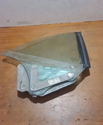Peugeot 207 CC Rear side window 9680223380 978386100