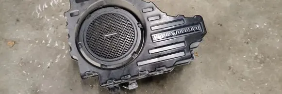 Jeep Grand Cherokee Subwoofer speaker 05035130AC
