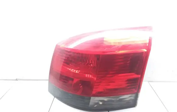Opel Signum Rear/tail lights 13191350 377004