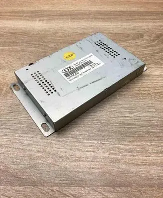 Audi A8 S8 D3 4E Radio/CD/DVD/GPS head unit 4E0910563C 4E0035563H