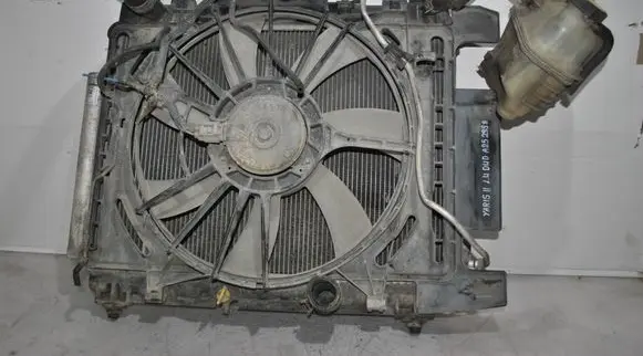 Toyota Yaris Radiator set 