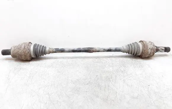 Volvo XC70 Rear driveshaft P30735647