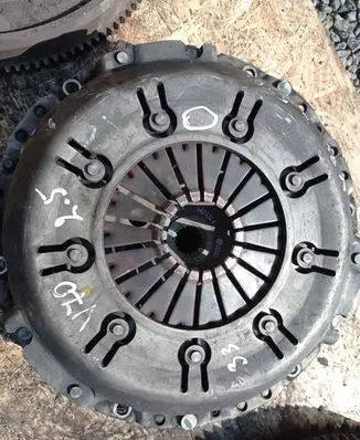 Volvo V70 Clutch set kit LUK F808074141031T HULU4