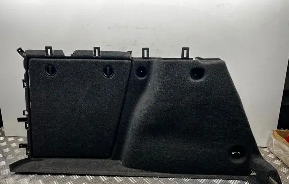 Skoda Octavia Mk2 (1Z) Trunk/boot side trim panel 1Z9867427M