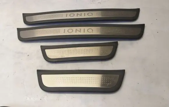 Hyundai Ioniq sill trim set (inner) 