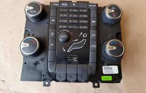 Volvo V60 Climate control unit 30795269