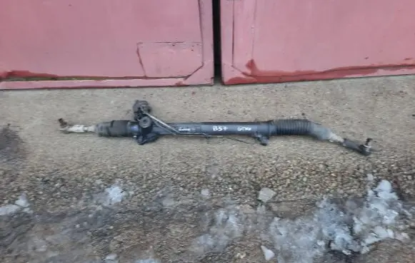 Volkswagen PASSAT B5.5 Steering rack 8D1422072A