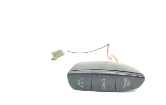KIA Sorento Steering wheel buttons/switches 