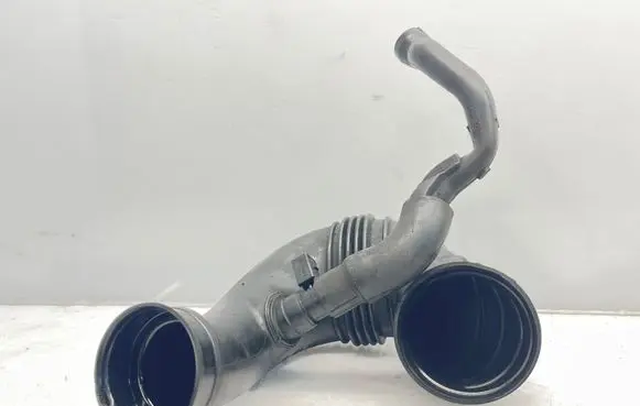 Mercedes-Benz CLC CL203 Air intake duct part A6460941297