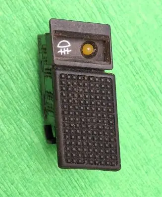 Fog light switch