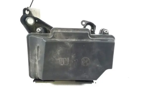 Mercedes-Benz EQC Fuse box set A2135400024