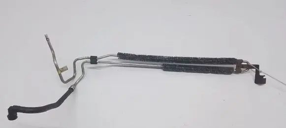 Volvo XC70 Power steering radiator 31200759