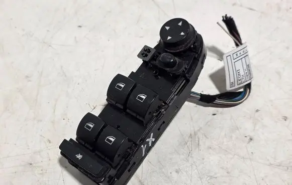Electric window control switch