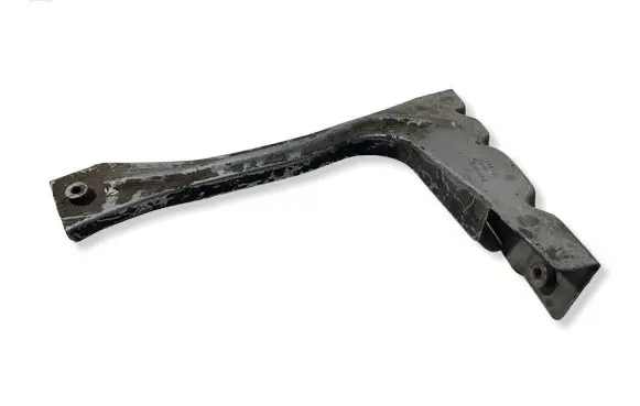 Audi A6 S6 C5 4B Front splash guards bracket 4B0821135A
