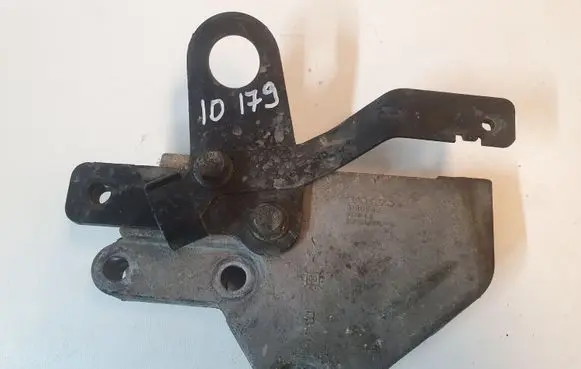Volvo S80 Engine mounting bracket 9180996 334012