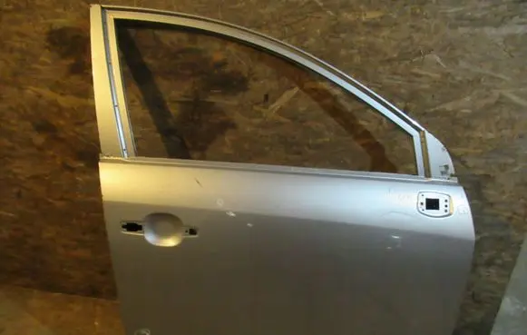 Opel Antara Front door