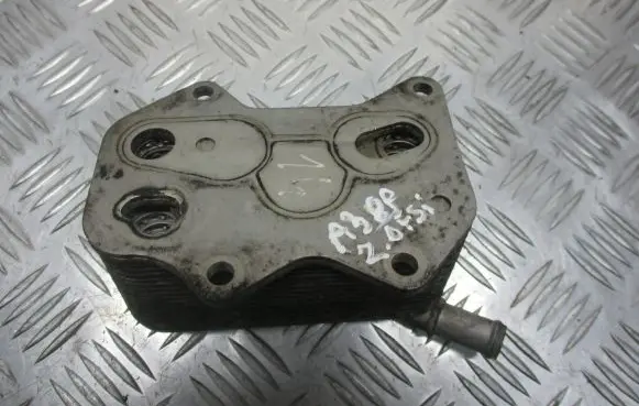 Audi A3 S3 8P Engine oil radiator 06D117021C