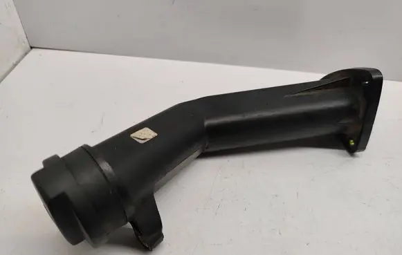 Mercedes-Benz Vaneo W414 Oil fill pipe A6680160029 6680160029