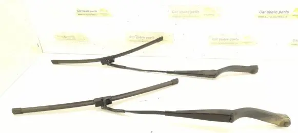 Mercedes-Benz GLK (X204) Front wiper blade arm 2048200844 2048200944