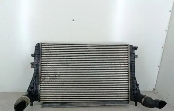 Volkswagen PASSAT B7 Intercooler radiator 3C0145805AK