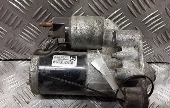 Citroen C4 Grand Picasso Starter motor 966352888001 M000T22471