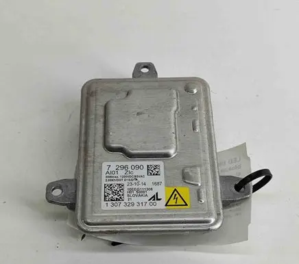 BMW 5 F10 F11 LED ballast control module 130732931700 7296090