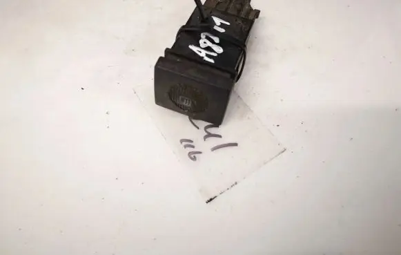 Volkswagen Golf III Electric window control switch 1h6959621