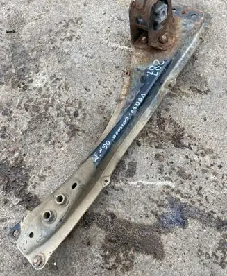 Toyota Corolla Verso AR10 Front subframe