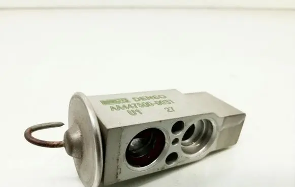 Air conditioning (A/C) expansion valve